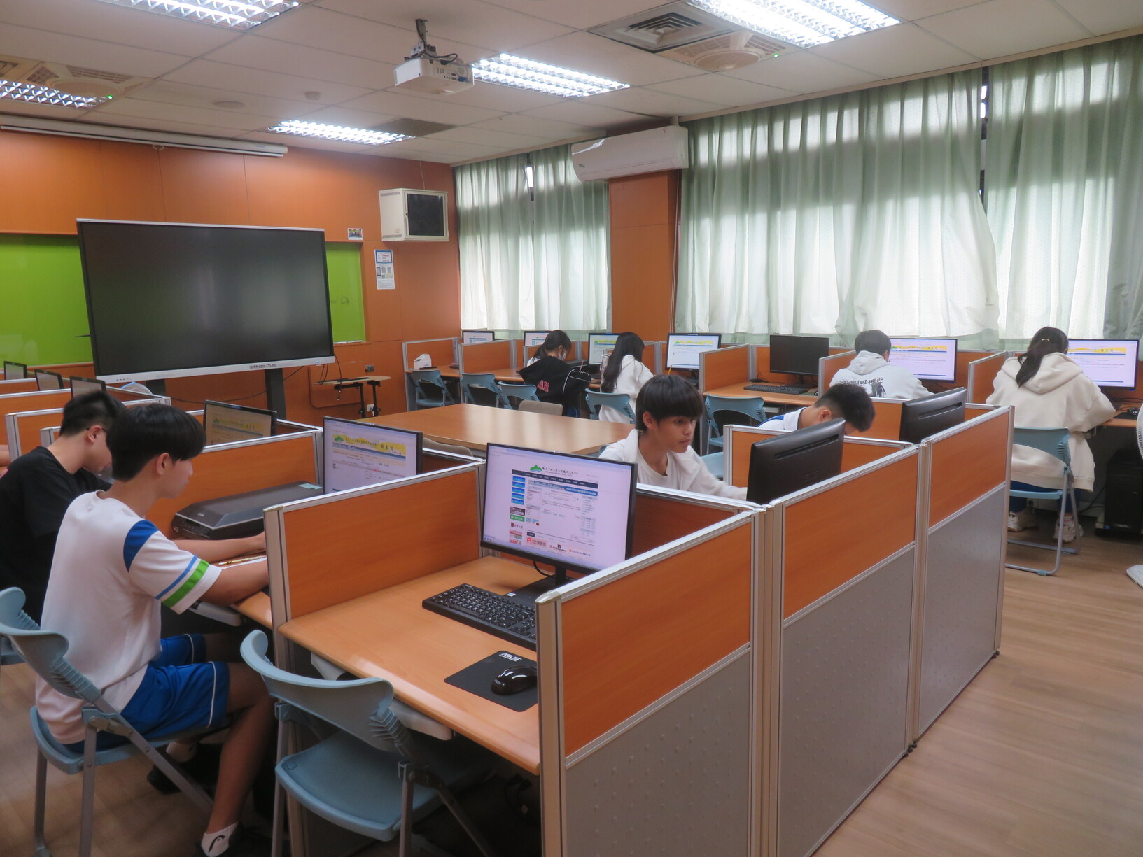 1141128高中書海撈月比賽圖片